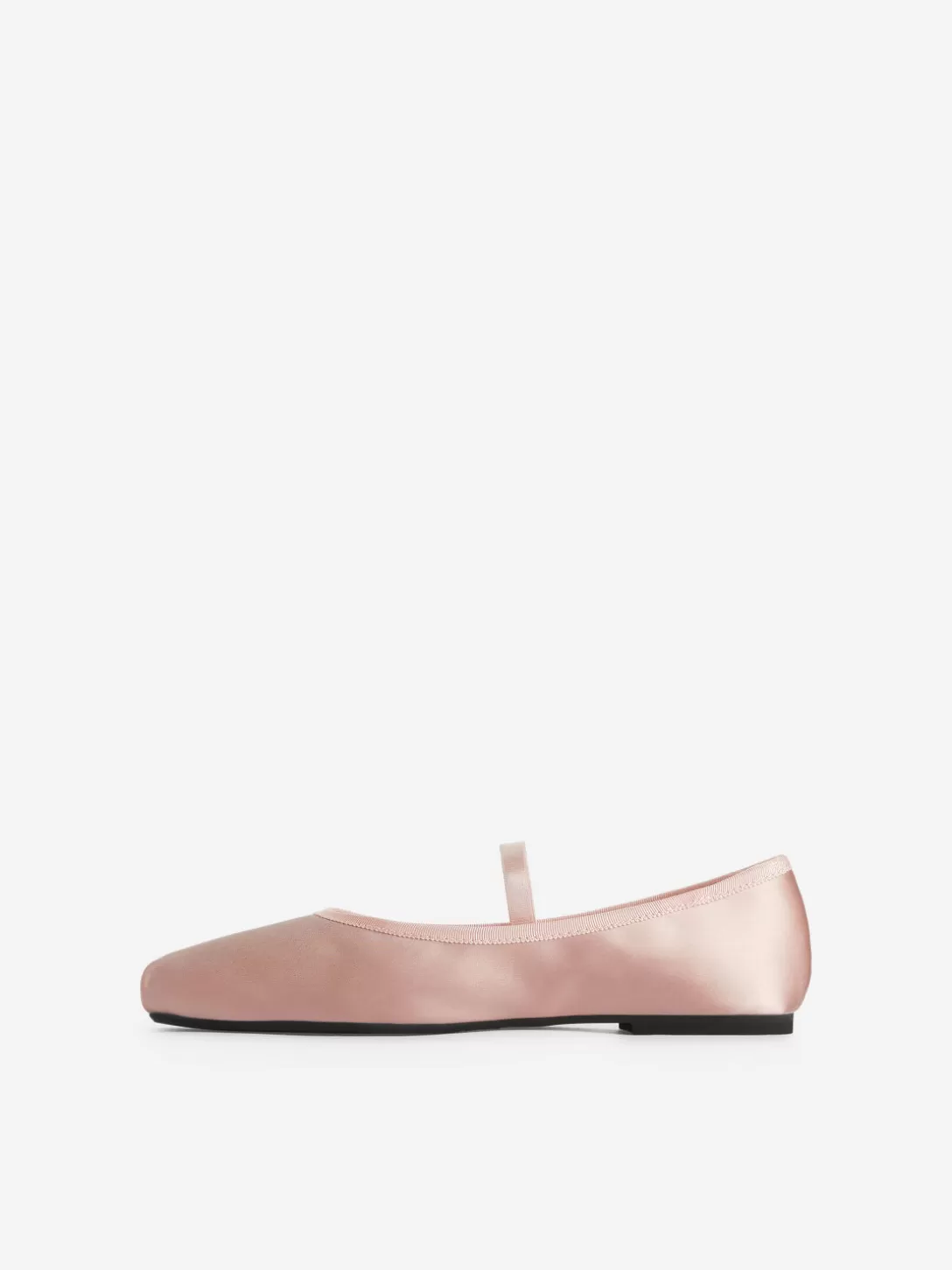 ARKET Ballerinaskor I Satin- Flats