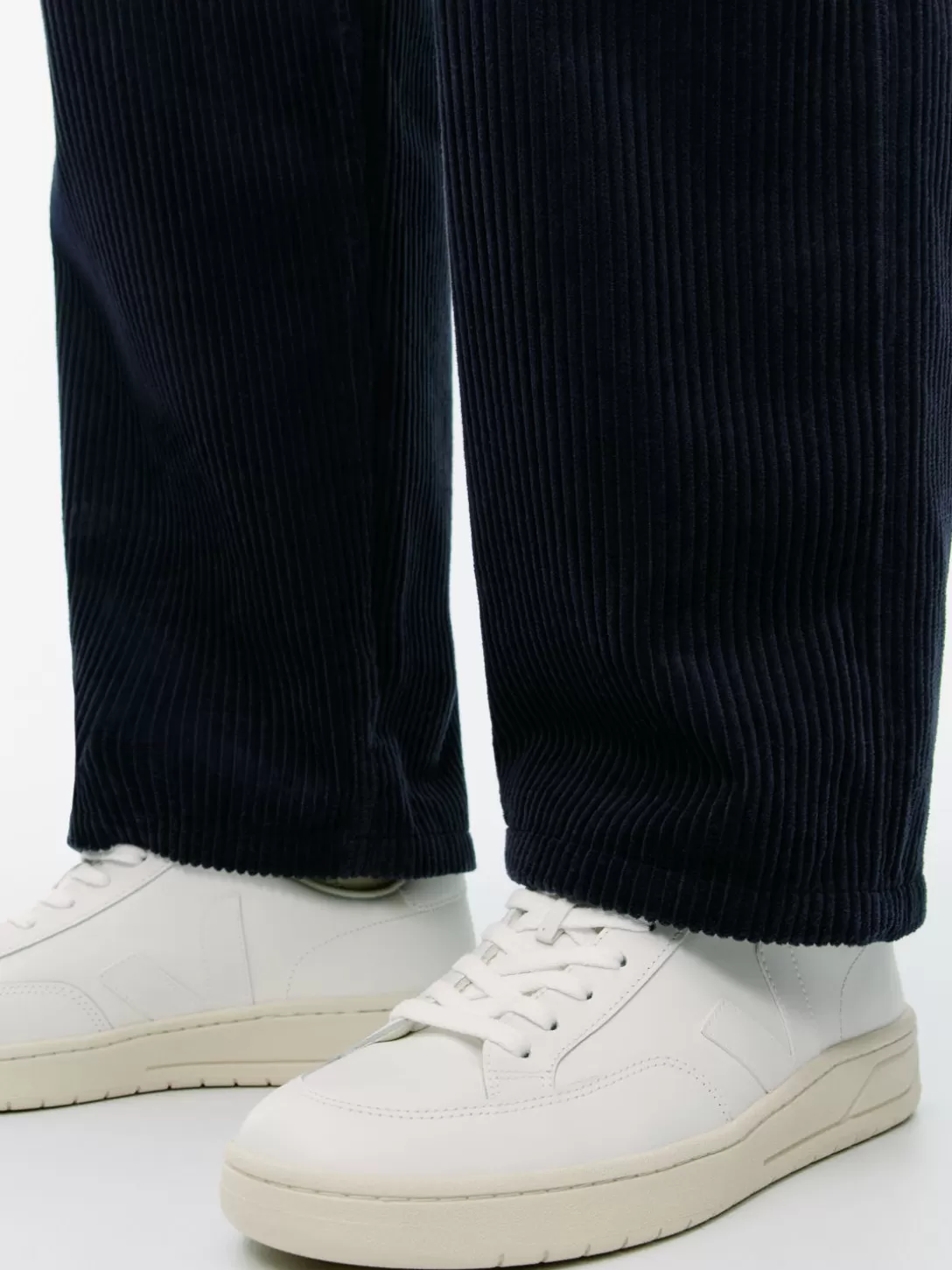 ARKET Veja V12 Sneakers- Läderskor | Sneakers